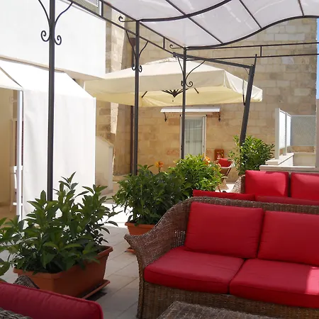 Dimora San Giuseppe & Hotell Otranto